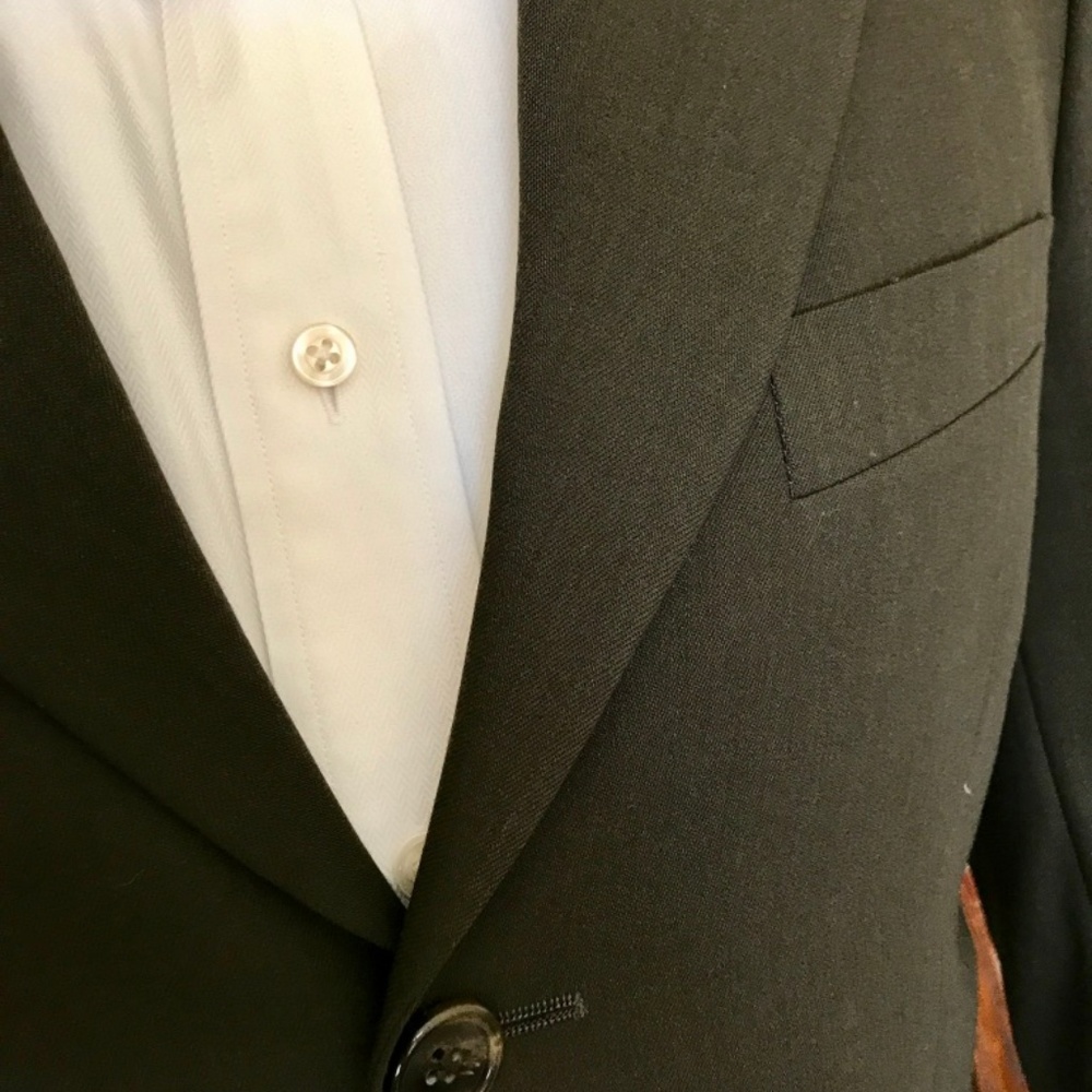 Emanuel Ungaro Men's Suit 38R/32W 100% Wool